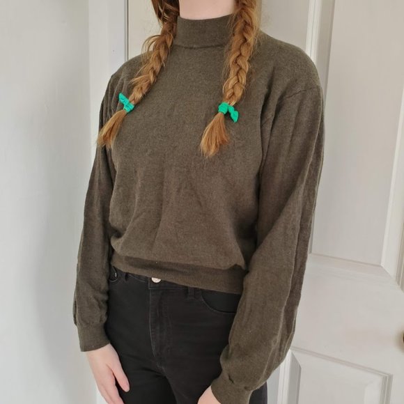 Brandini Sweaters - 🌸 Brandini Turtleneck Sweater 🌸